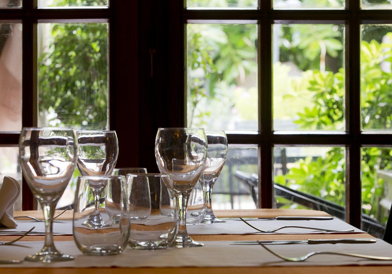 Hotel Restaurante La Masieta Creixell Esterno foto