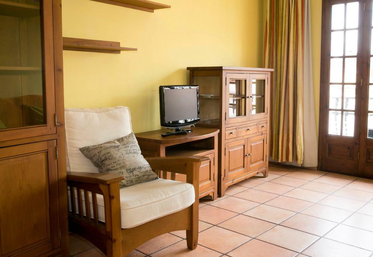 Hotel Restaurante La Masieta Creixell Esterno foto